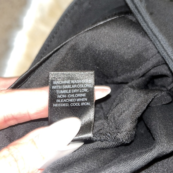 🍸WHITE HOUSE | BLACK MARKET, Women’s size 0, Bermuda Shorts🍸 - Picture 4 of 7